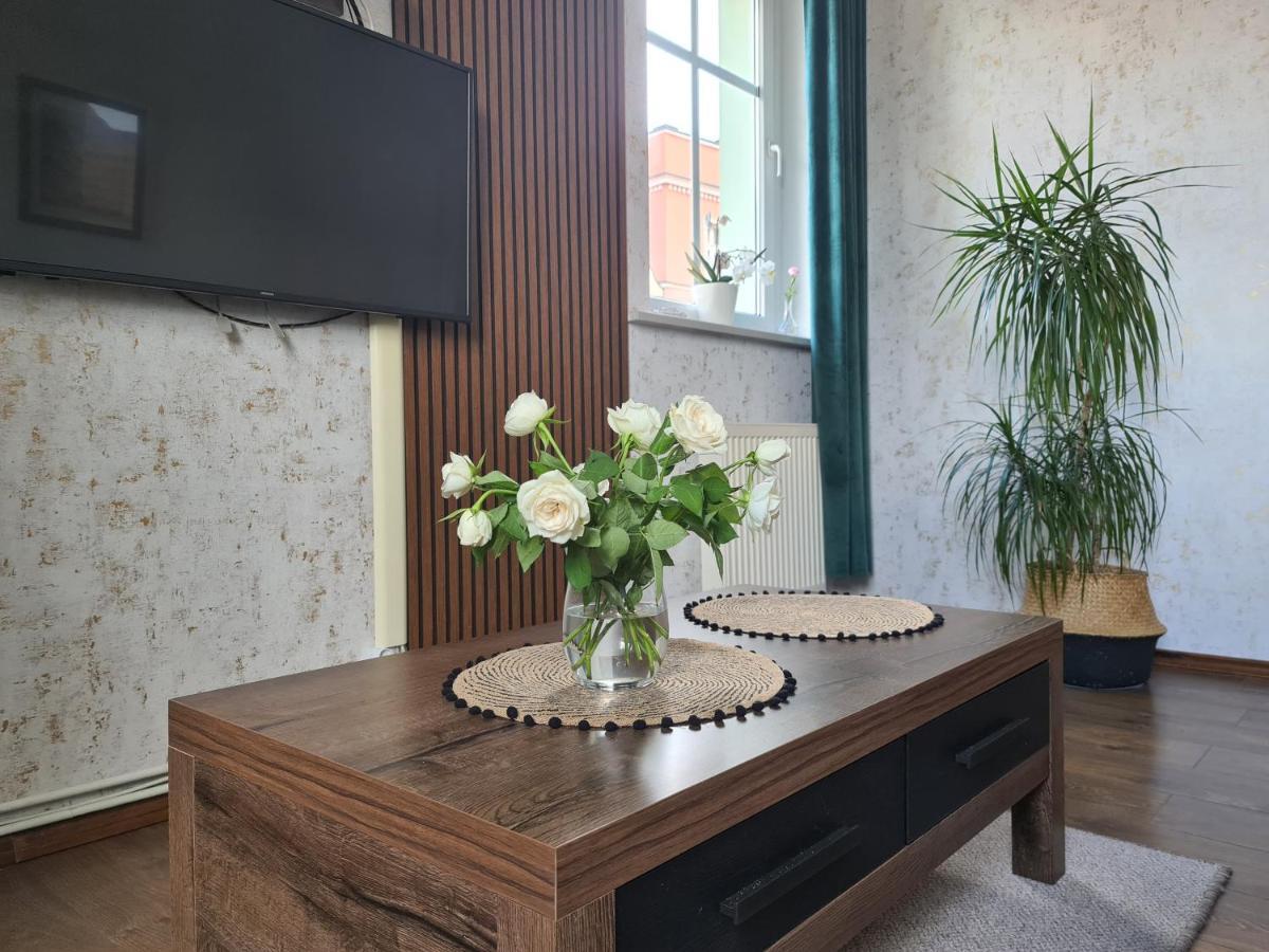 Apartament W Rynku For You 볼레스와비에츠 외부 사진